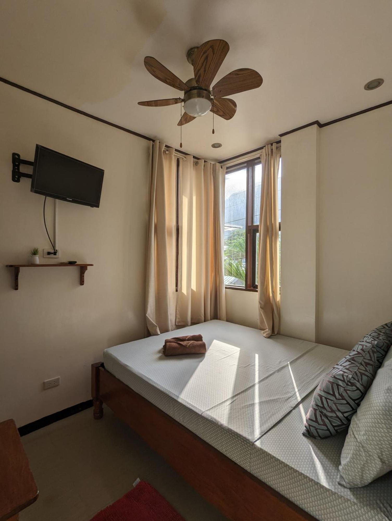 Devayn's Inn El Nido Buitenkant foto